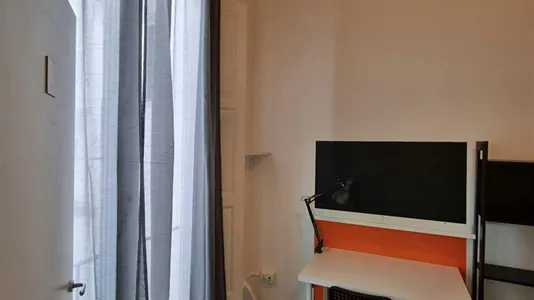 Rooms in Napoli Municipalità 4 - photo 5
