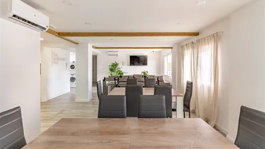 Rooms in Málaga - photo 6