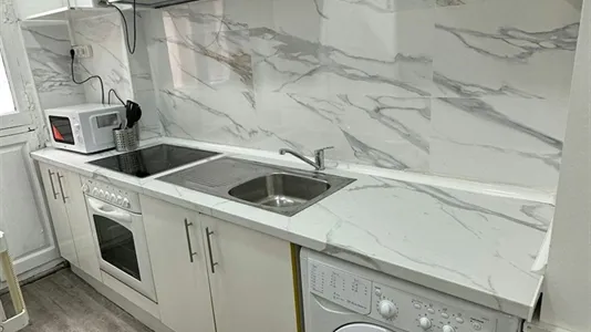 Rooms in Madrid Salamanca - photo 8