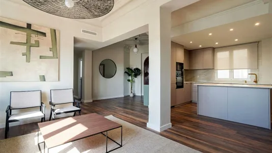 Apartments in Valencia Ciutat Vella - photo 7