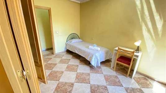 Rooms in Las Barranquillas - photo 4
