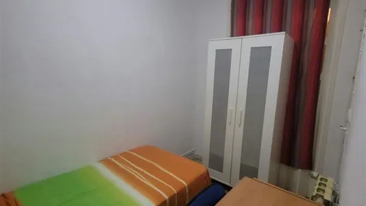 Rooms in Madrid Centro - photo 7