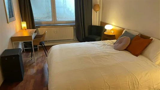 Rooms in Brussels Sint-Joost-ten-Node - photo 1