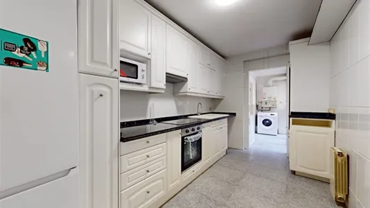 Rooms in Reus - photo 9