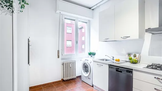 Rooms in Milano Zona 8 - Fiera, Gallaratese, Quarto Oggiaro - photo 5