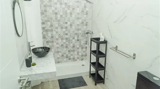 Rooms in Málaga - photo 9