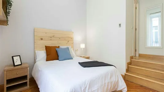 Rooms in Madrid Centro - photo 2