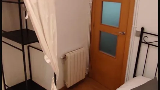Rooms in Barcelona Les Corts - photo 3