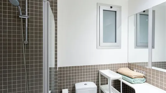 Rooms in Barcelona Eixample - photo 10