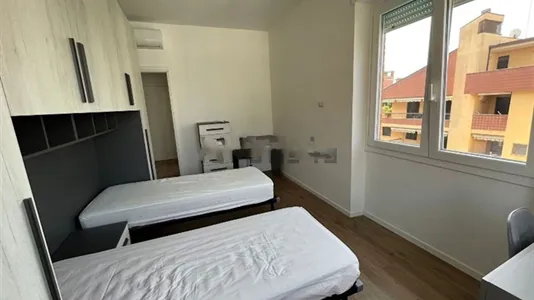 Rooms in Milano Zona 2 - Stazione Centrale, Gorla, Turro, Greco, Crescenzago - photo 7