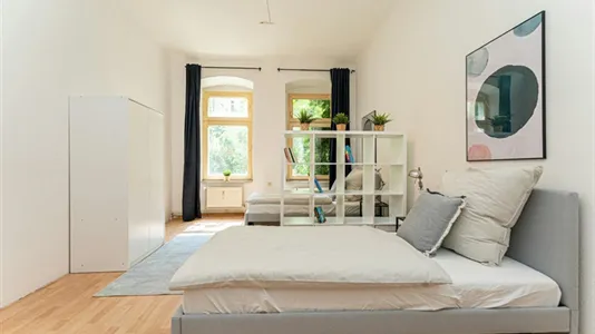 Apartments in Location is not specified - photo 6