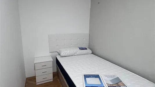 Rooms in Madrid Hortaleza - photo 4