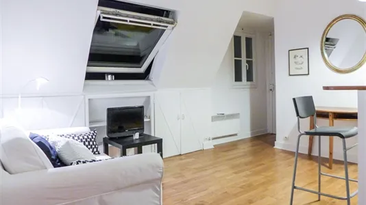 Apartments in Paris 7ème arrondissement - photo 4