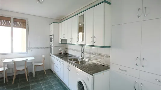 Rooms in Bilbao - photo 7