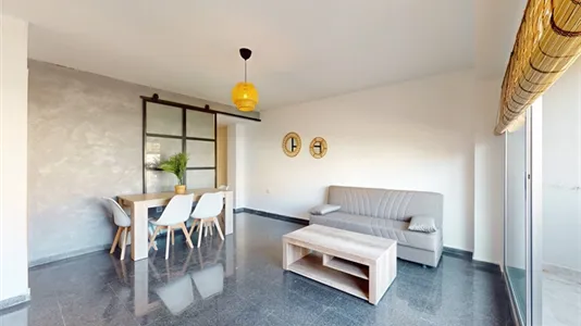 Rooms in Valencia Algirós - photo 7