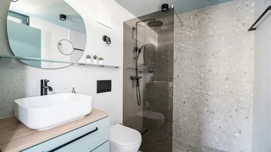 Apartments in Zürich District 2 - photo 6