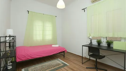 Rooms in Athens Akadimia Platonos - photo 9