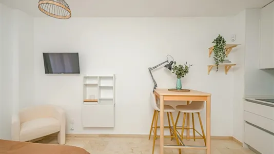 Rooms in Madrid Tetuán - photo 4