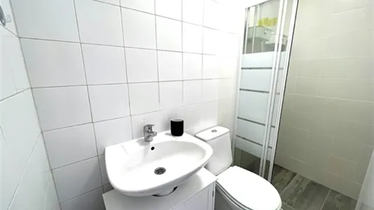 Rooms in Alcalá de Henares - photo 5