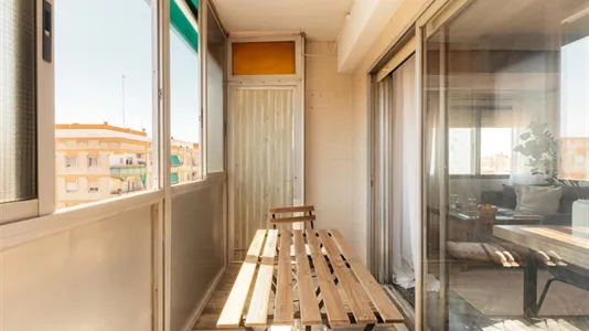 Rooms in Mislata - photo 9