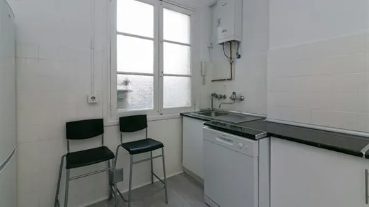 Rooms in Oviedo - photo 10