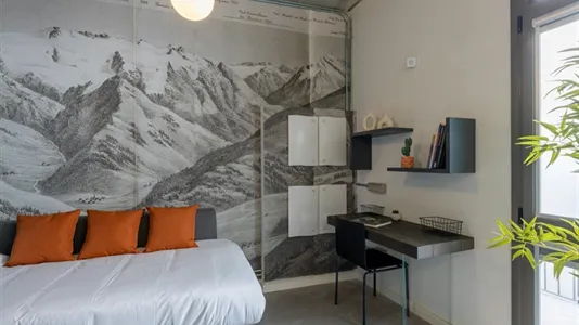 Apartments in Barcelona Ciutat Vella - photo 5