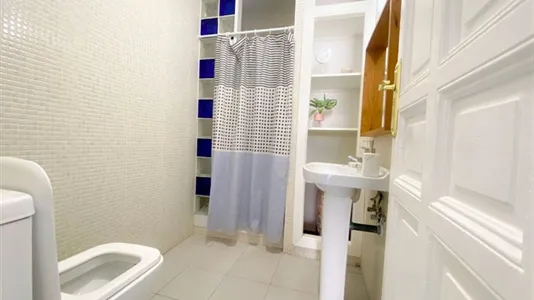Rooms in Madrid Centro - photo 6