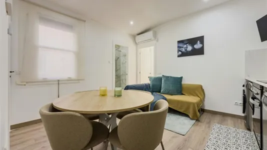 Apartments in Barcelona Ciutat Vella - photo 4