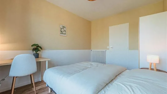 Rooms in L'Haÿ-les-Roses - photo 2