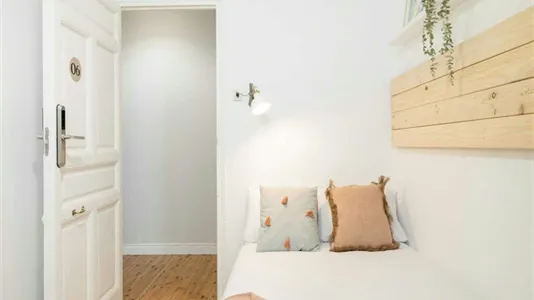 Rooms in Madrid Centro - photo 6