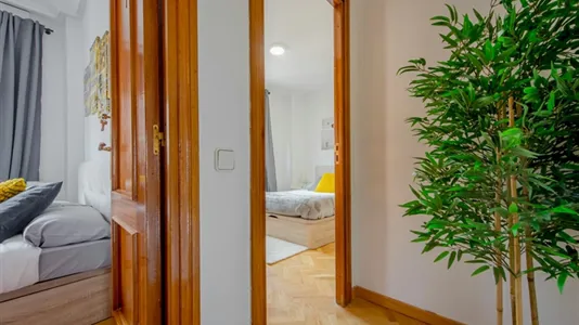 Rooms in Madrid Retiro - photo 10
