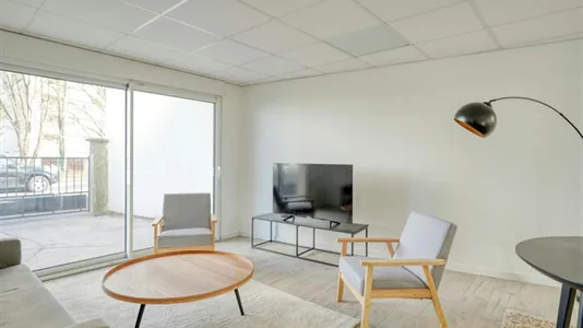 Apartments in Bobigny - photo 9