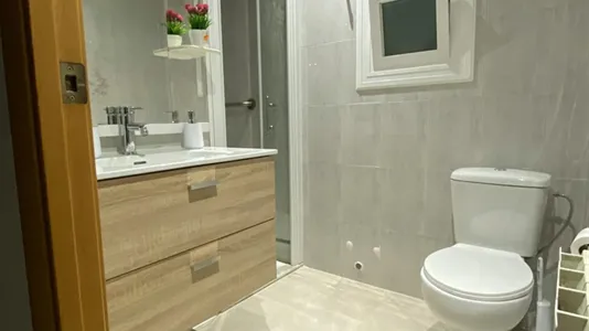 Rooms in Terrassa - photo 9