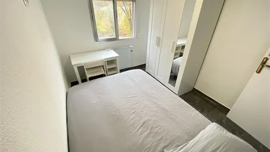 Rooms in Adaro - photo 5