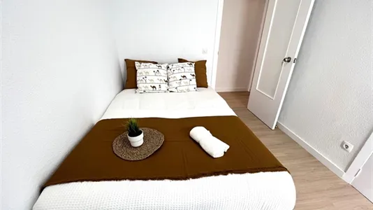 Rooms in el Camí de Vera - photo 8