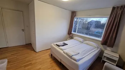Room for rent in Reykjavík Hlíðar, Reykjavík