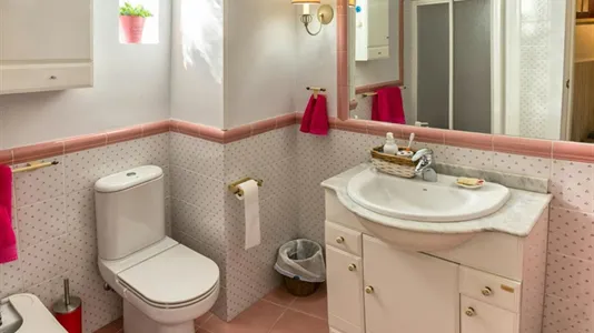 Rooms in Granada - photo 9