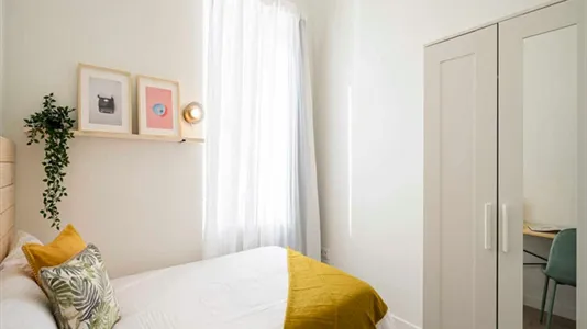 Rooms in Madrid Chamberí - photo 2