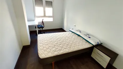 Room for rent in Castellón de la Plana/Castelló de la Plana, Comunidad Valenciana