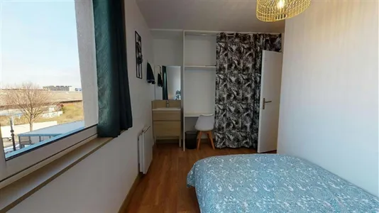 Rooms in Clermont-Ferrand - photo 4