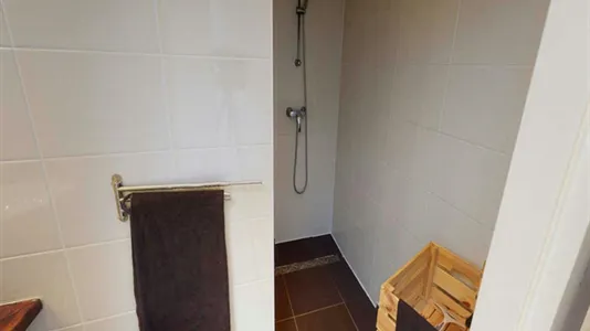 Rooms in Toulouse - photo 10