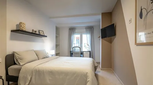 Rooms in Valencia L'Eixample - photo 2