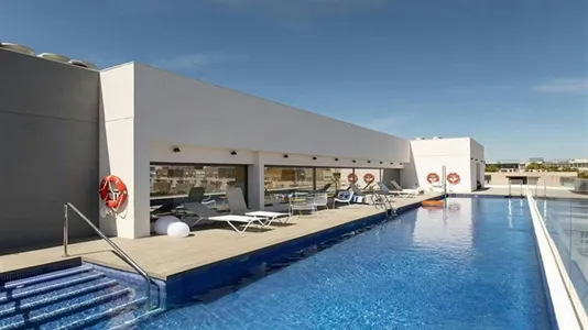 Apartments in Los Bermejales - photo 2