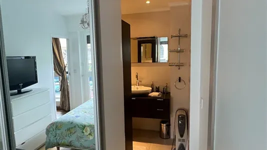 Apartments in Nanterre - photo 6