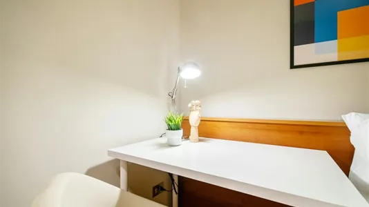 Rooms in Barcelona Gràcia - photo 5