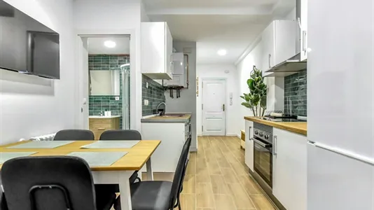 Rooms in Valladolid - photo 4