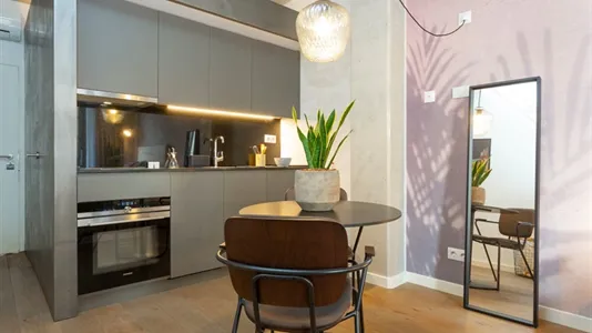 Apartments in Barcelona Eixample - photo 8