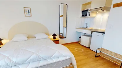 Room for rent in Pontoise, Île-de-France