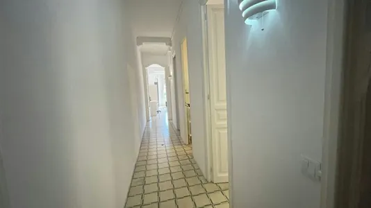 Rooms in Barcelona Eixample - photo 7