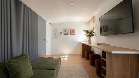 Rooms in Madrid Centro - photo 9